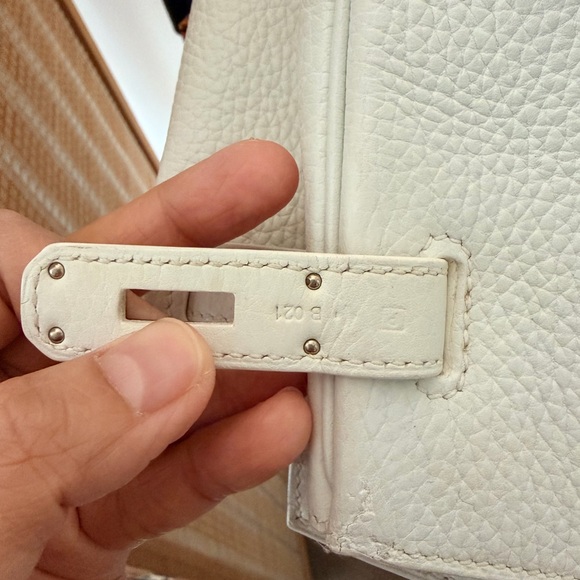 Hermes Birkin 35 in Clemence Leather - Picture 9 of 15
